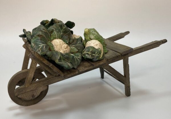 Carriola con frutta in terracotta dipinta a mano – Accessorio per figure da 25 cm, presepe napoletano '700