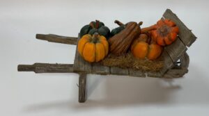 Carriola con zucche in terracotta dipinta a mano – Accessorio per figure da 25 cm, presepe napoletano '700 - immagine 5