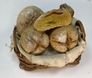 Cesta di pane in pasta di sale – Accessorio per figure da 25 cm – Presepe Napoletano '700 - immagine 3