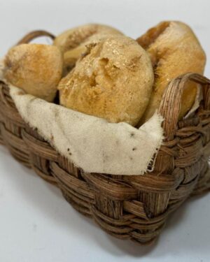 Cesta di pane in pasta di sale – Accessorio per figure da 25 cm – Presepe Napoletano '700
