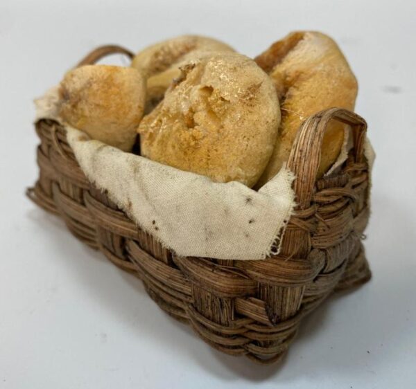 Cesta di pane in pasta di sale – Accessorio per figure da 25 cm – Presepe Napoletano '700