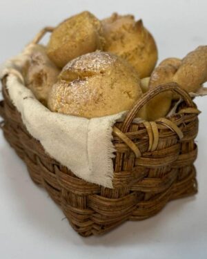 Cesta di pane in pasta di sale – Accessorio per figure da 25 cm – Presepe Napoletano '700