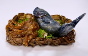 Cesta Artigianale con Pesci in Cera – Per Figure 25-30 cm – Stile Napoletano Settecentesco - immagine 2