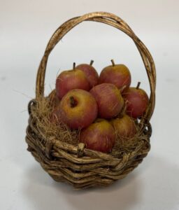 Cestino con Mele a Nurca in Cera – Presepe Napoletano 700, Figure 25-30 cm (Copia) - immagine 2