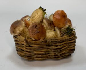 Cesta con Funghi Porcini in Cera – per Figure 25 cm – Presepe Napoletano '700 - immagine 2