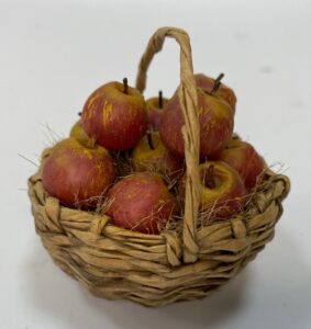 Cestino con Mele a Nurca in Cera – Presepe Napoletano 700, Figure 25-30 cm - immagine 4