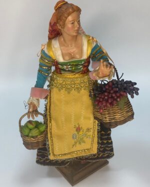 Pastore 25 cm in terracotta con occhi in vetro – Popolana con cestini di frutta e verdura in cera – Presepe Napoletano