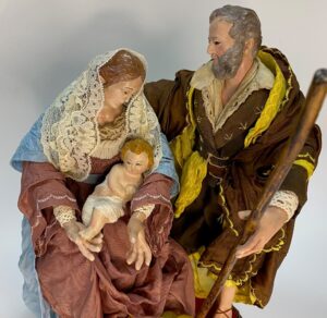 Scena Natività con Pastori in Terracotta e Occhi in Vetro – Altezza 25 cm – Presepe Napoletano Artigianale - immagine 4