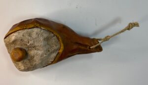 Prosciutto di Maiale in Terracotta Dipinto a Mano – Presepe Napoletano '700 – Per Figure 30/35 cm - immagine 2