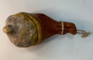 Prosciutto di Maiale in Terracotta Dipinto a Mano – Presepe Napoletano '700 – Per Figure 25 cm - immagine 3
