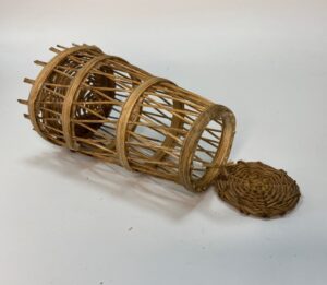 Nassa intrecciata a mano – Accessorio per pastori 25-30 cm – Presepe napoletano '700 - immagine 3