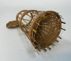 Nassa intrecciata a mano – Accessorio per pastori 25-30 cm – Presepe napoletano '700 - immagine 4