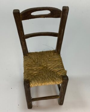 Sedia miniatura legno e paglia per pastori 25-27 cm – Accessorio Presepe Napoletano 700