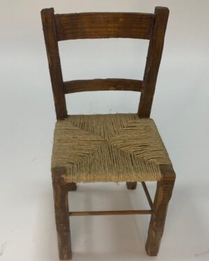 Sedia miniatura legno e paglia per pastori 25-27 cm – Accessorio Presepe Napoletano 700